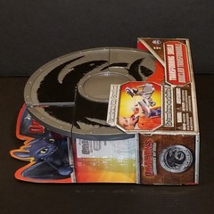 How To Train Your Dragon Defenders Of Berk Shield Crossbow DreamWorks Dragons