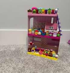 Shopkins House and 40-Kooky Cookie, Apple Blossom, Ultra Rare, Exclusive Bundle