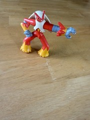 Vintage Pokemon Hasbro Blaziken Action Figure 2003 Red Plastic Launcher Toy
