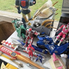 Vintage Power Rangers Action Figures And Vehicles Etc Mixed Lot