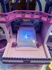 My Little Pony Twilight Sparkle School of Friendship Castle