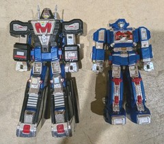 2 MEGAZORD Lot astro delta 1997 POWER RANGERS space 8″ 9″ bandai Megaranger Sent