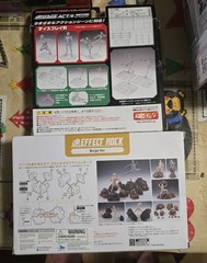 TAMASHII NATIONS – S.H.Figuarts – Rock Beige Ver. Effect Stage Act 4 Clear Stand