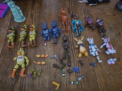 Five Nights At Freddys Action Figure Parts Lot