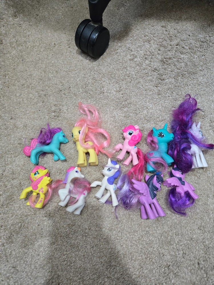 Large Lot of 10 My Little Pony Figures Various Sizes