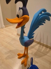 Road Runner Figure 31 Inches Tall 80cm