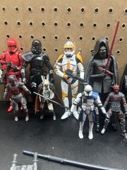 13 Star Wars figures ranging in size and origin see description for details!