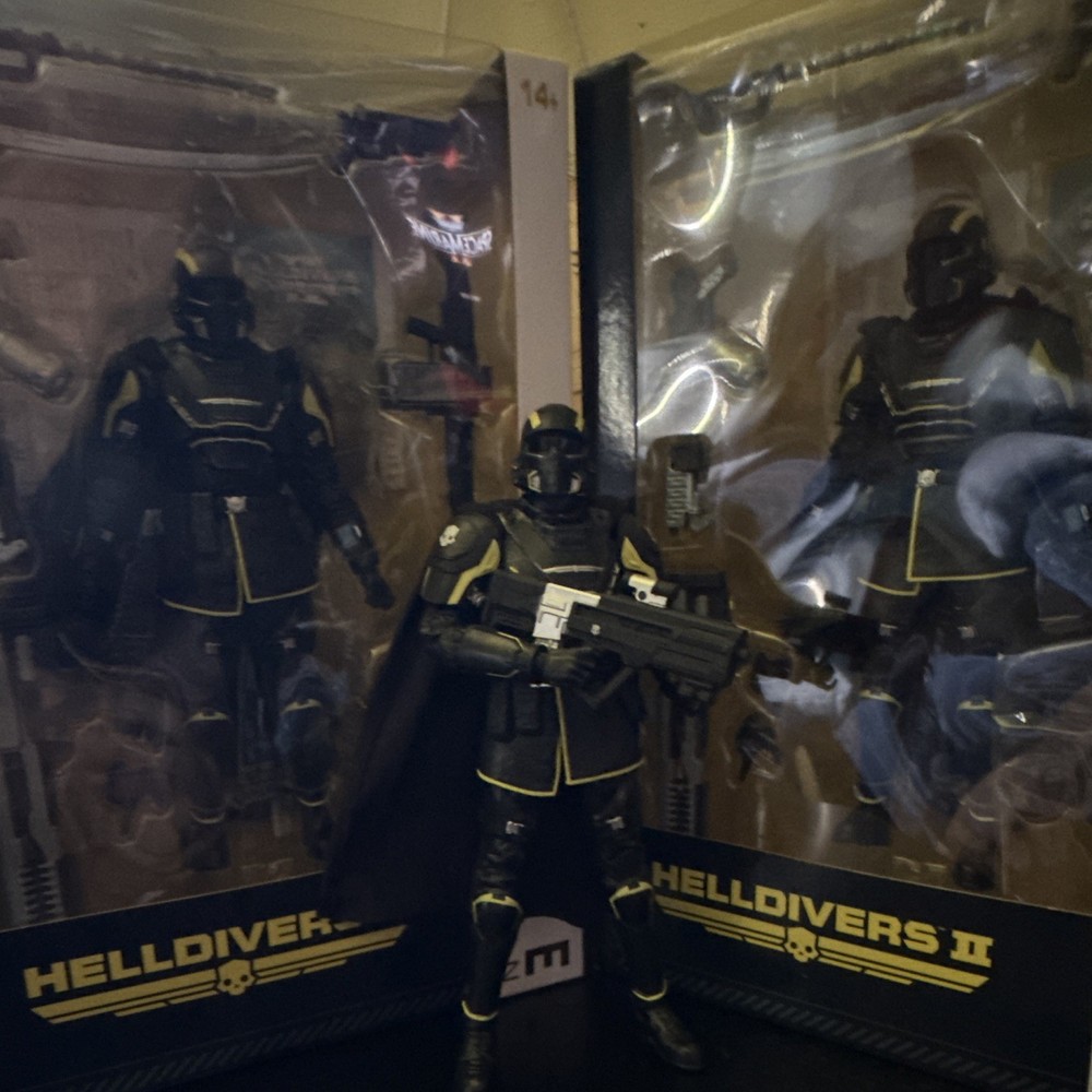 Helldivers II Elite Edition B-01 Tactical Action Figure w/ Gun Black/Yellow