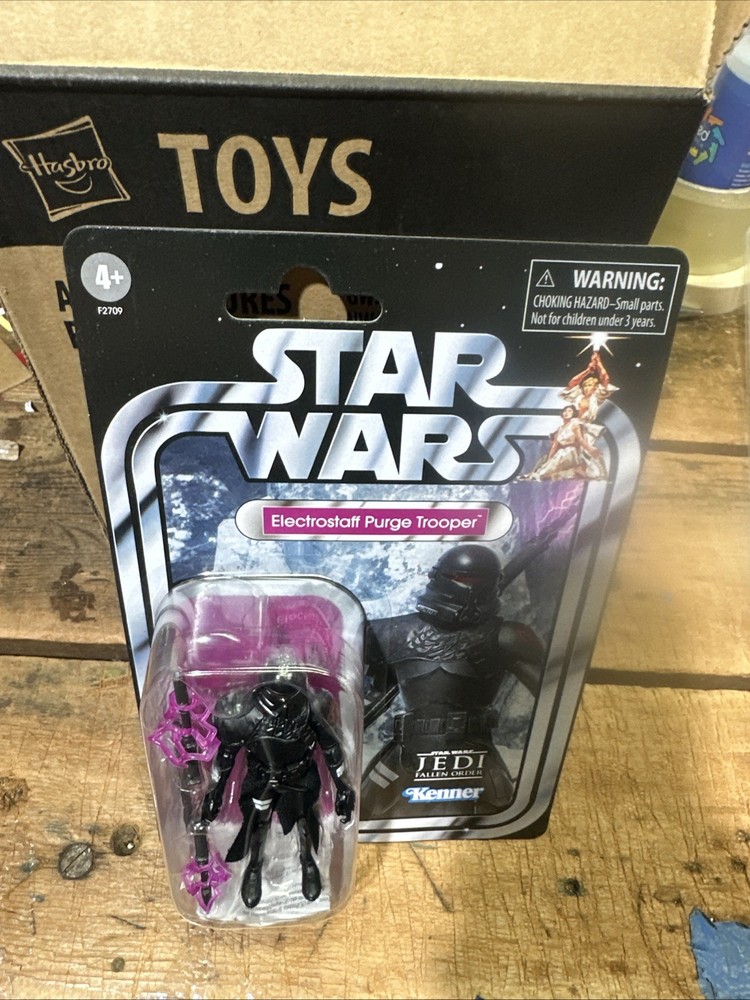 Star Wars ELECTROSTAFF PURGE TROOPER Figure Vintage Collection VC195 In Clamshel