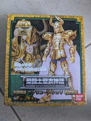 BANDAI 2004 Saint Seiya Saint Cloth Myth Capricorn Shura Figure