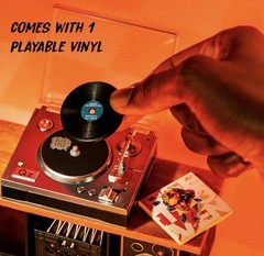 MGA’s Miniverse Real Music Record Player Mini Collectibles Mini Playable Record