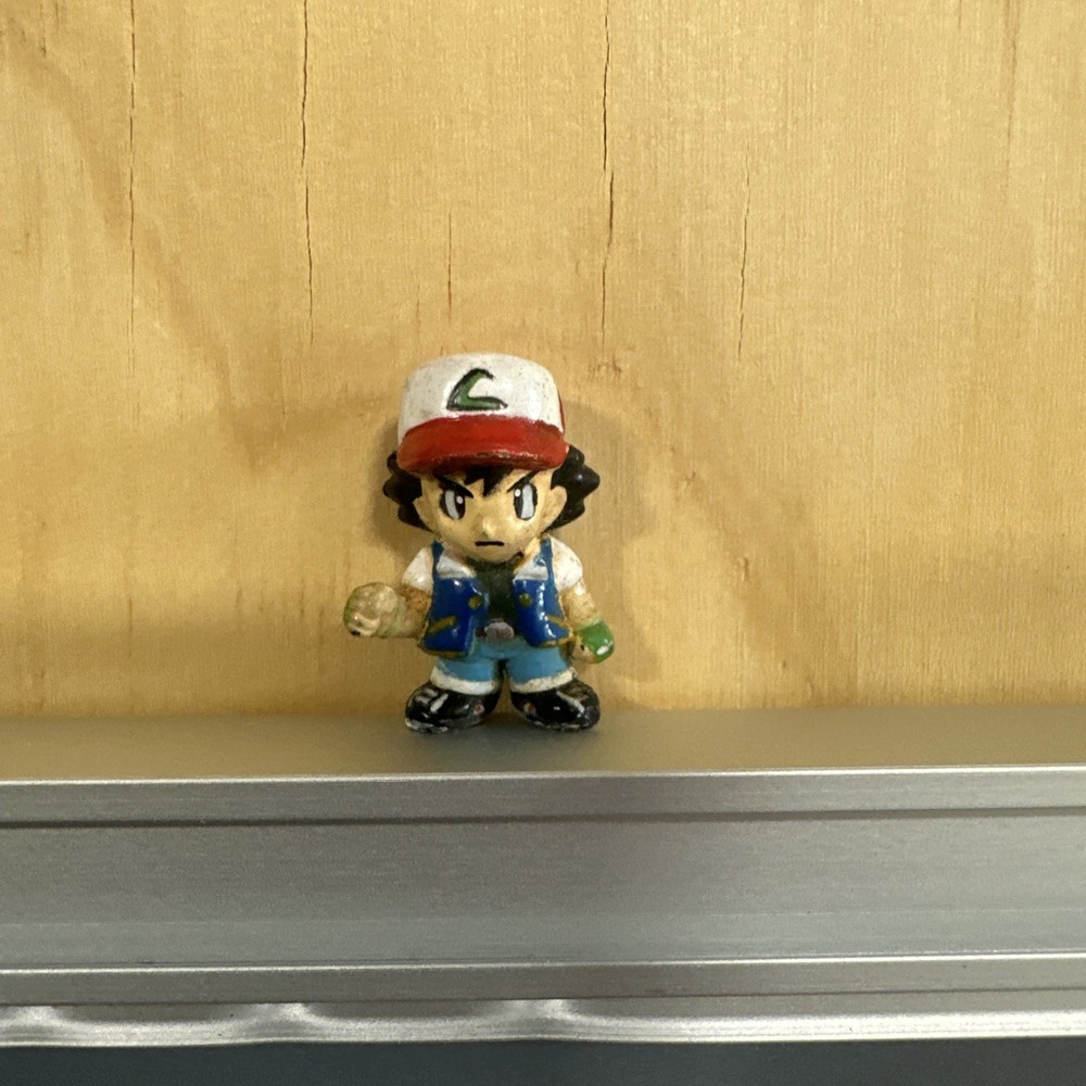 Vintage Tomy Pokemon Chibi Poke House Mini Figure 1” Human Trainer Ash Ketchum