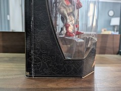 American McGee’s Alice – Card Guards Figure New In Box –