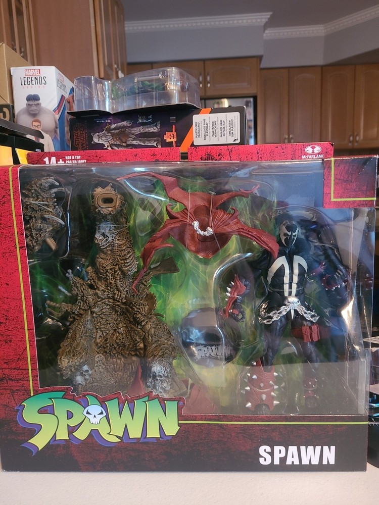 McFarlane Toys Spawn with Throne 7″ Action Figure Deluxe Box Set
