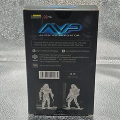 Hiya Toys Aliens vs Predator AVP Invisible Chopper Figure (1:18 Scale) Sealed