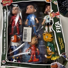 FIFA Soccer Football Stars & Mascots 6‑Pack – Messi Ronaldo – New – Damaged Box