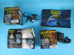 Warrior Cats Series 1 Mystery Figure Lot – SCOURGE + YELLOWFANG – Opened Package