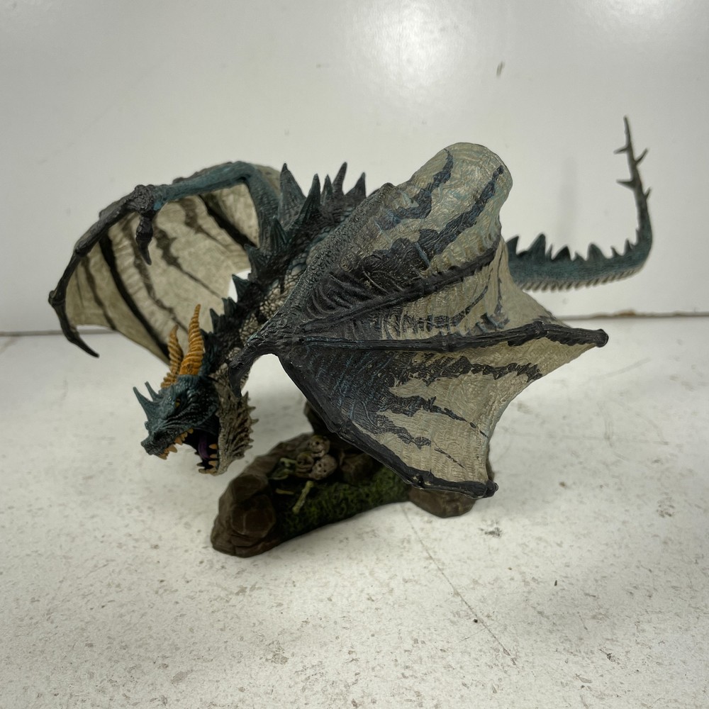 McFarlane’s Dragon’s Quest for the Lost King Komodo Dragon Clan 2 Figure