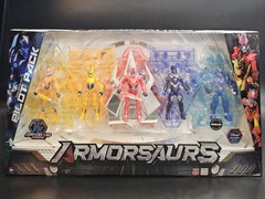 MGA Entertainment Armorsaurs Aquatech Pilot Exclusive 5-Pack 3.75″Action Figures