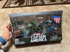 Hasbro Marvel Legends Series Captain America WW11 Style Motorcycle