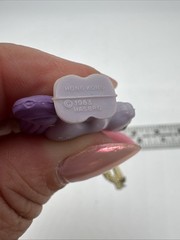 Vtg My Little Pony Mini Charm Purple W/ Comb For Bracelet Necklace Rare Hasbro