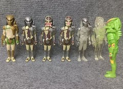 Lot of 7 Super 7 Predator Action Figure 3.75″ loose