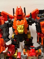 TRANSFORMERS PLATINUM EDITION PREDAKING PREDACONS AS SHOWN AS IS AS FOUND