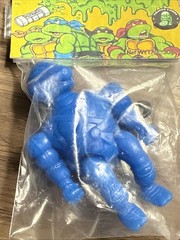 TMNT Leonardo KO Bootleg Figure Central America Sealed Rare Blue Variant