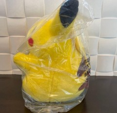 TAKARA TOMY Pokémon 30th Anniversary Welcome Back! Pikachu 1/1 Scale Figure new