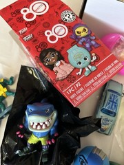 Mixed Lot Toys Action Figures Funko Mini Street Shark Star Wars