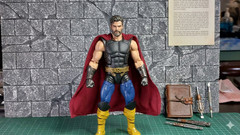 Handmade 1/12 red wired cape for tho 6″ Comics 80 ML Action Figure (No Figure)