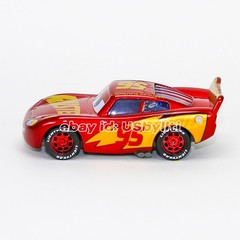Disney Pixar Cars 3 RUST-EZE Racing Lightning McQueen Diecast 1:55 Metal Car Toy