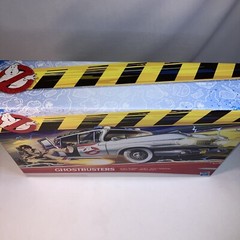 Ghostbusters Ecto-1 Afterlife Playset FLIGHT SUIT VARIANT 5 inch Scale NIB