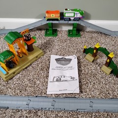 Chuggington Interactive Railway Safari Park Giraffe Monkeys Elephant Complete