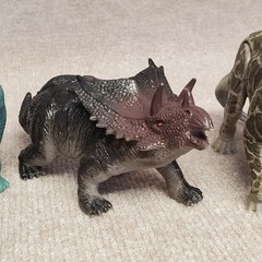 Dinosaur Toy Educational Figures Lot of 5 Unbranded Happy Kin Plastic Resin