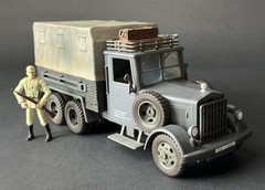 Indiana Jones 1:18 WWII German Military Cargo Truck 3.75 Raiders Of The Lost Ark
