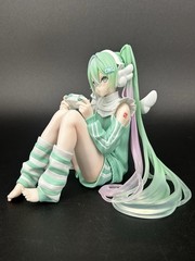 Hatsune Miku Playing Games Ver Figure Holiday Memories Vocaloid Anime Japan NEW