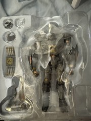 LingJiHun Pacific Rim Striker Eureka Action Figure (US Seller) Used Complete