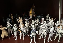 HUGE Star Wars Clone Wars Army Lot 100+ Figures Clone Troopers Commanders Droids
