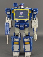 Transformers Netflix Soundwave ONLY READ War For Cybertron WFC Earthrise Walmart
