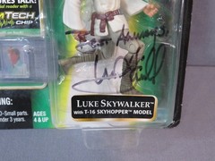 Star Wars POTF “LUKE SKYWALKER w/ T-16 SKYHOPPER MODEL” Signed by Mark Hamill