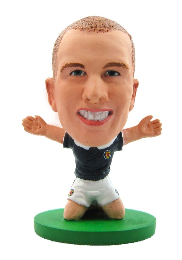 SoccerStarz Scotland National Team Kenny Miller Home Kit