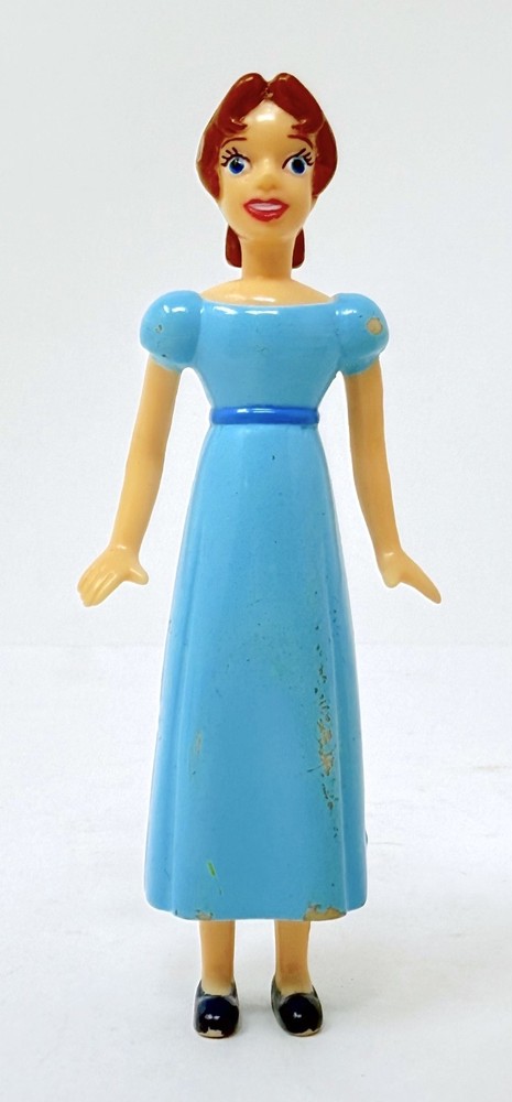 Disney Park Exclusive – Non Posable Wendy 3.75” Figure Cake Top Peter Pan