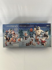 Rudolph and The Island Of Misfit Toys Bumble & Friends with Exclusive Tall Elf