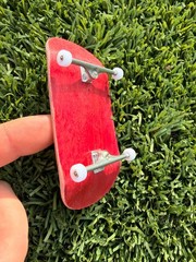 50mm Gutter Fingers Complete (caramel 3.0 trucks) (Gutter Wheels)