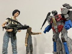NECA ALIEN 2 LT Ellen Ripley Newt Figure Giger Xenomorph Facehugger Aliens