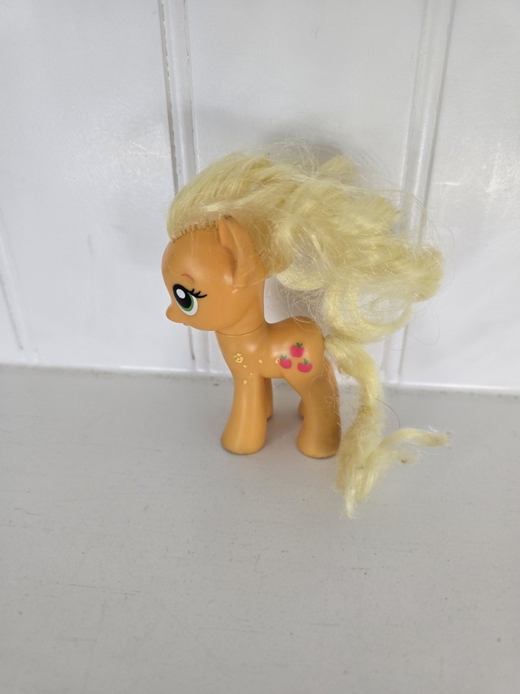 My Little Pony Applejack Figure 2010 Hasbro G4 3″ Y