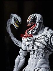 New SHF Venom Let There Be Carnage Anti-Venom Action Figure Boxed Chinese Ver.