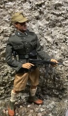 1/6 BBi/Dragon 1st Waffen SS Tropical Trooper w/MP40 SMG Italy 1943-44