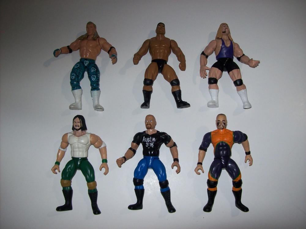 Lot of Vintage 1990s Jakks Pacific Wrestling Action Figures WWF